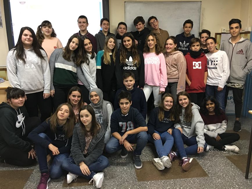 foto grup connectant_mons-17-18_text