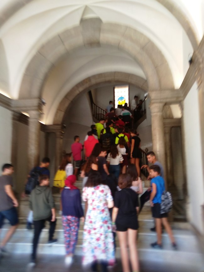 Foto escala alumnes